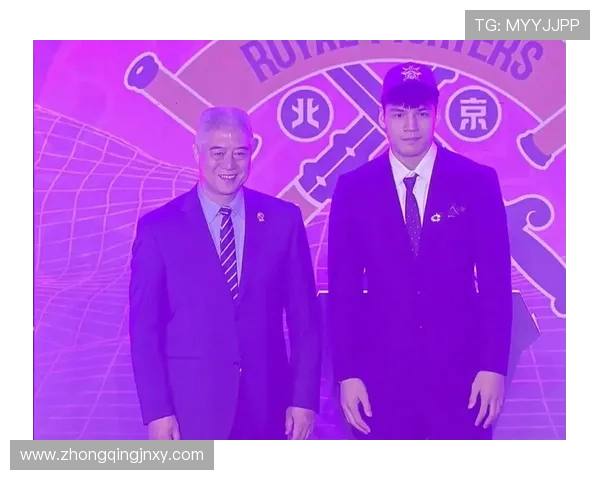 CBA 重磅转会！陈国豪接近加盟山东，辽宁续约张峻豪，张文逸留队(3)