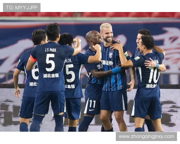 武汉三镇 2-0 青岛海牛:图多列绍尔建功 零封 + 红牌漏判引争议(3) 武汉三镇 2-0 青岛海牛:图多列绍尔建功 零封 + 红牌漏判引争议(3)